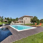 Casa Da Tomada - Minho's Guest بيت للعطل براغا