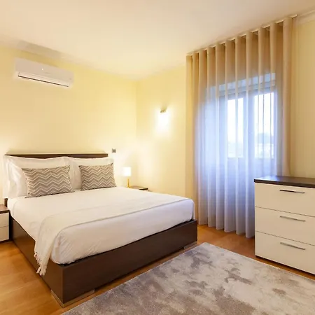 Casa Da Tomada - Minho's Guest بيت للعطل براغا